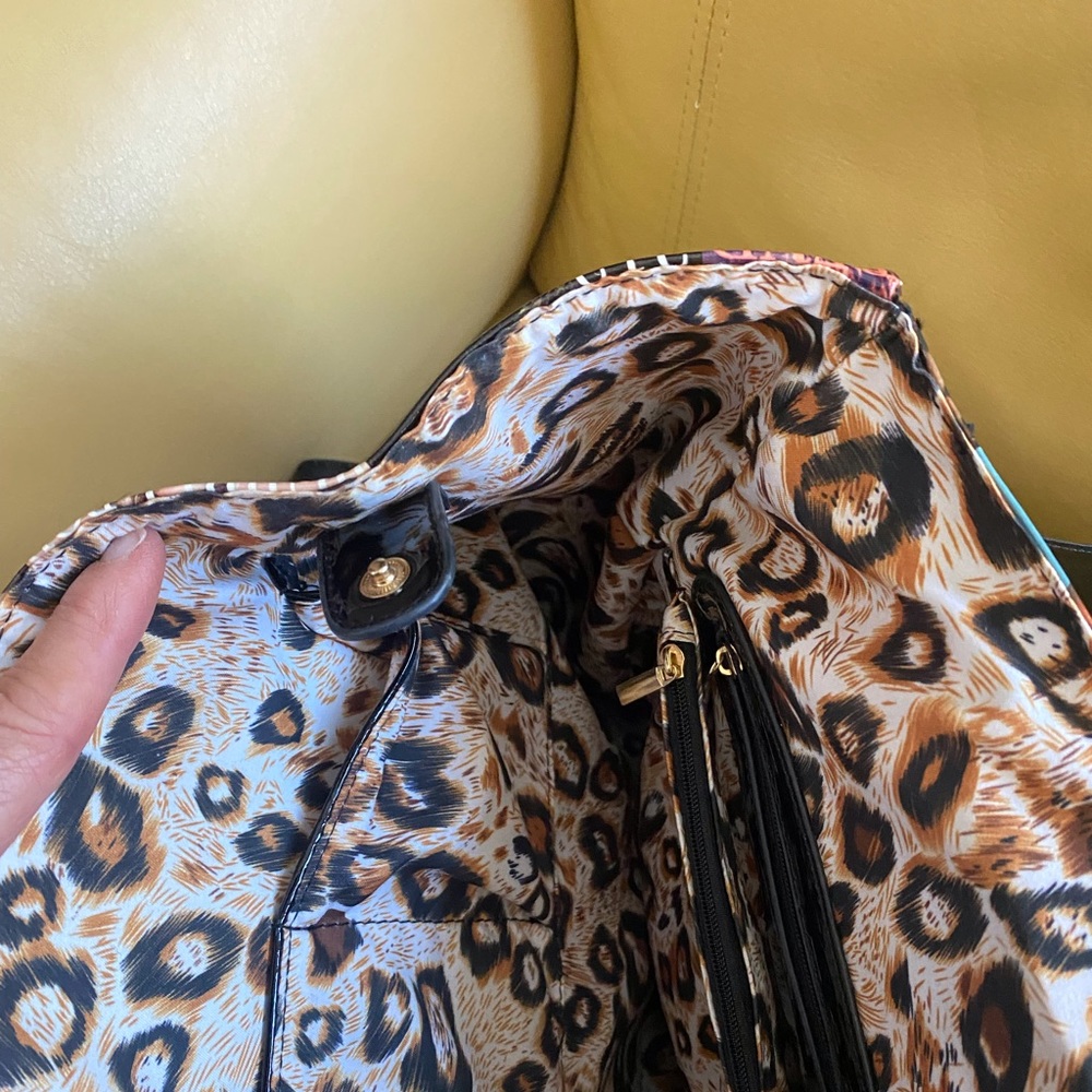 Animal  print pattern leather backpack - Picture 7 of 8